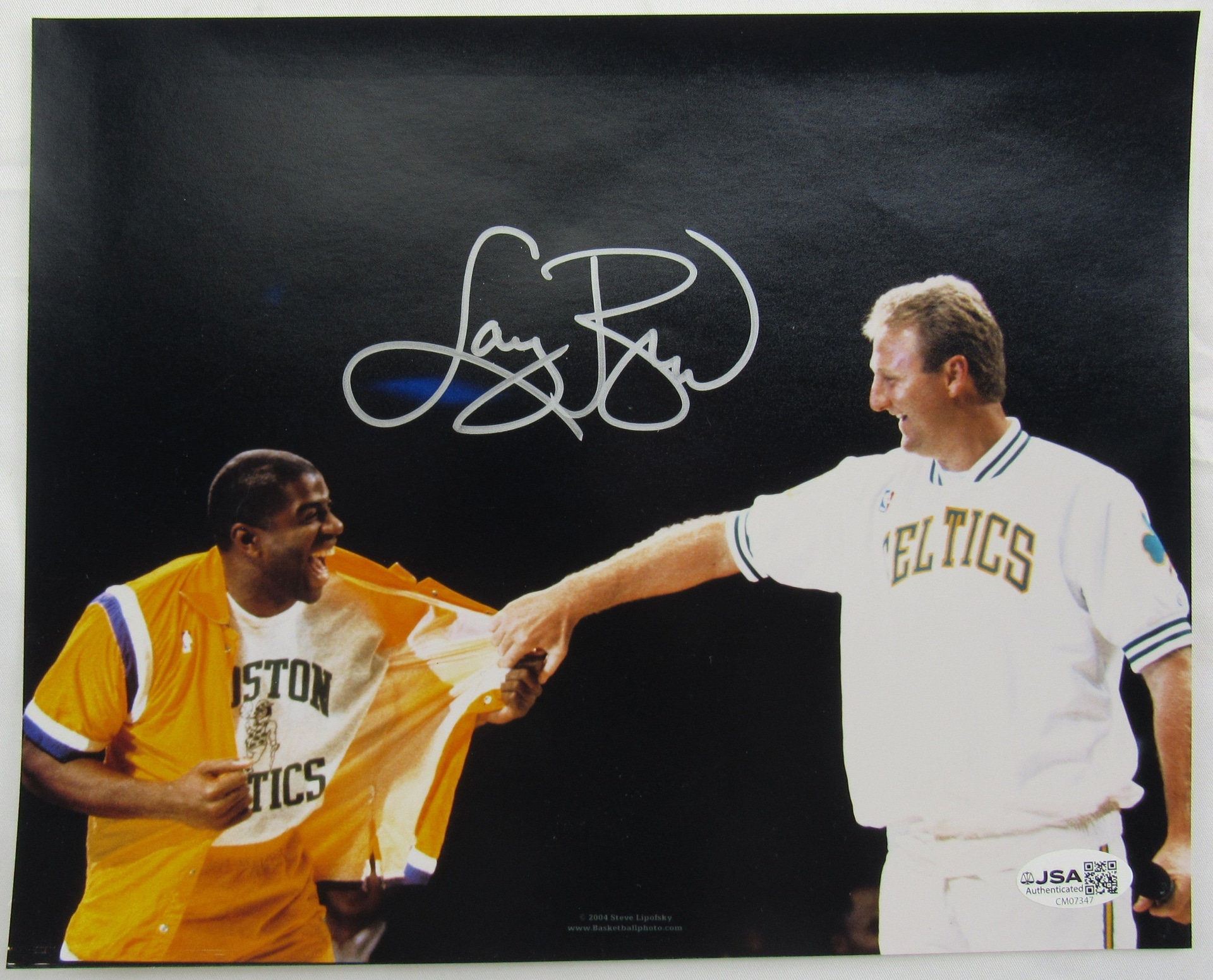 Larry Bird Signed Auto 8x10 Photo JSA CM07347 - Image 1