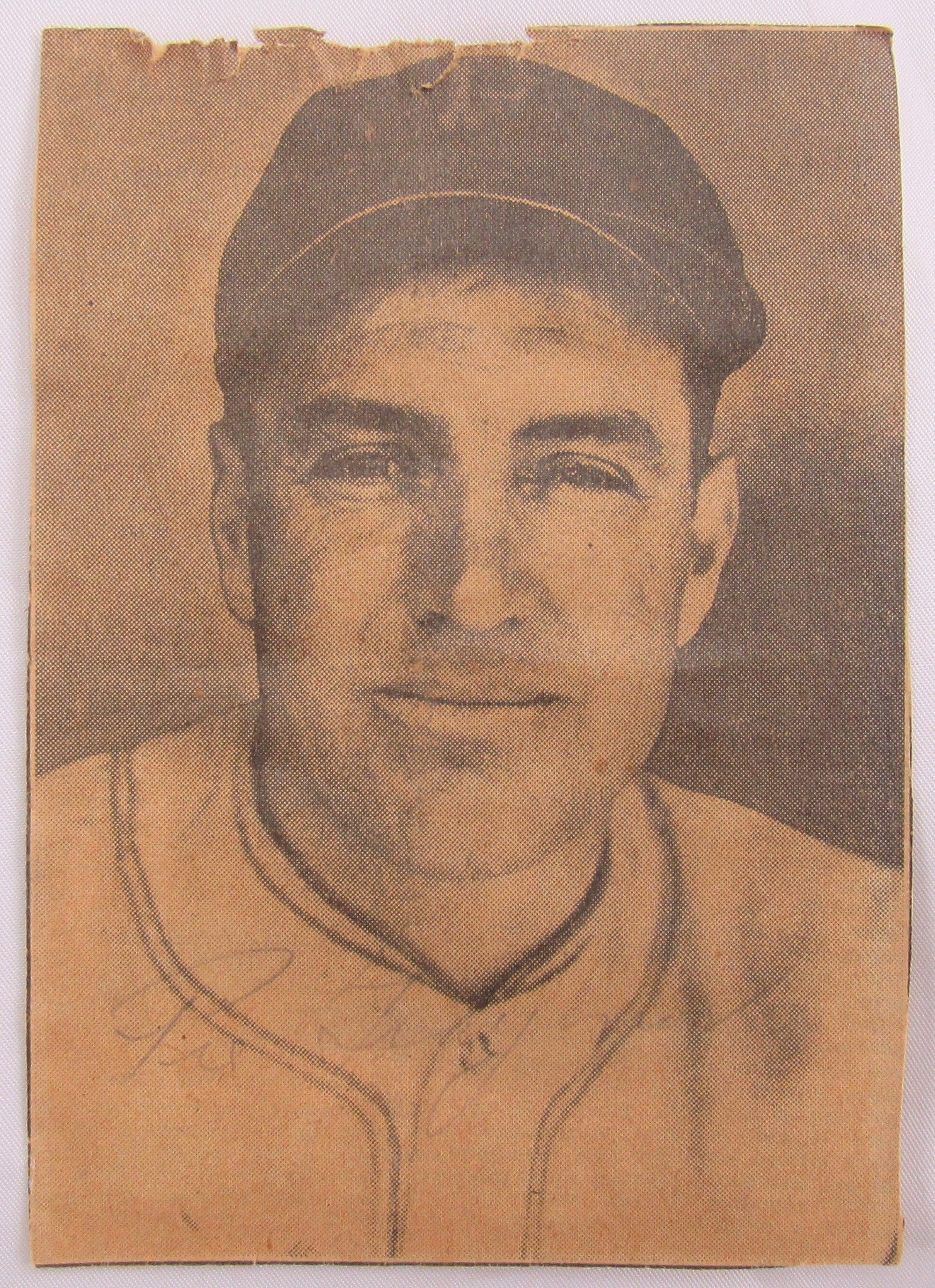 Pie Traynor Signed Auto Newspaper Photograph JSA LOA ZZ71858 - Image 1