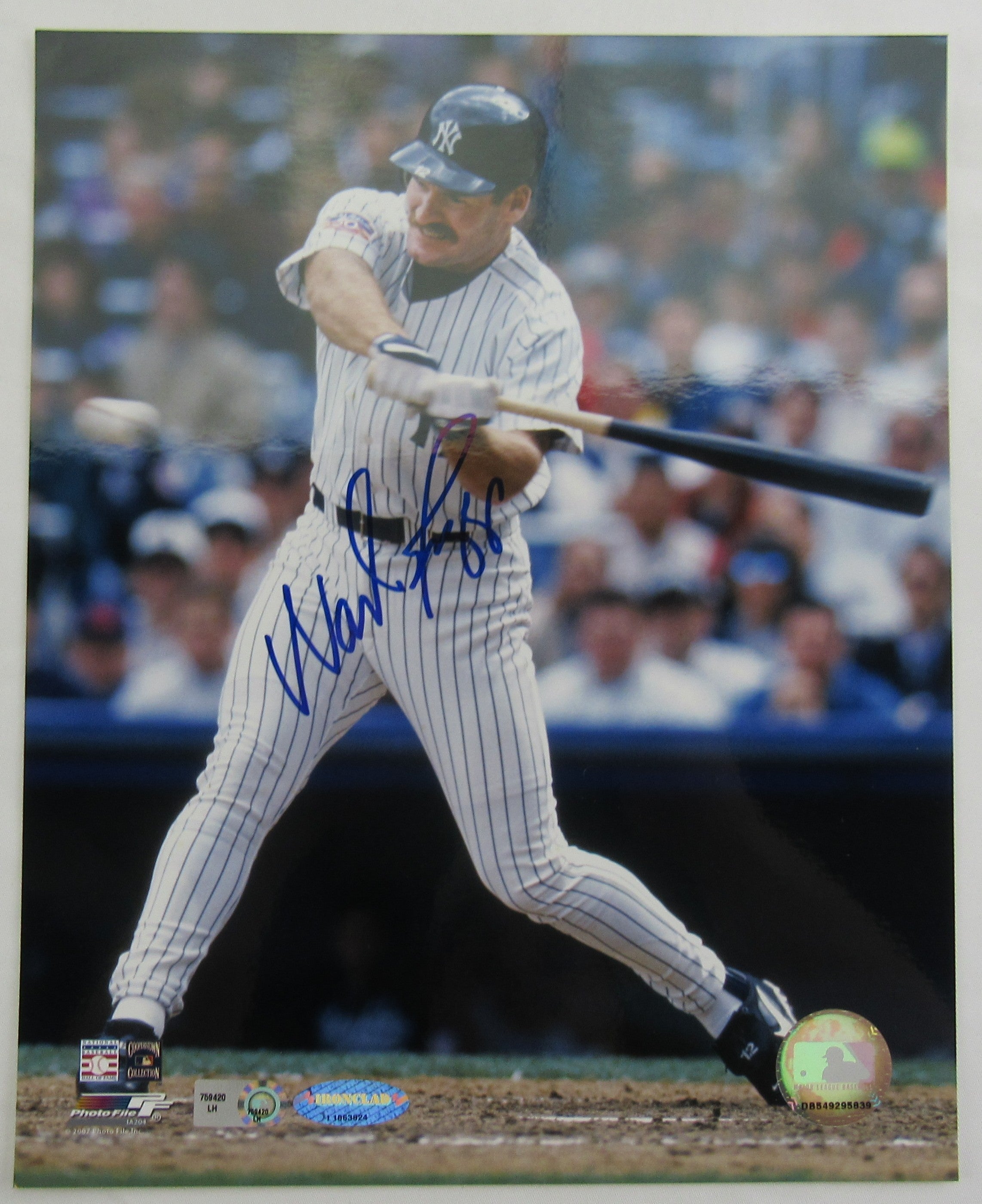 Wade Boggs Signed Auto 8x10 Photo MLB Hologram - Image 1