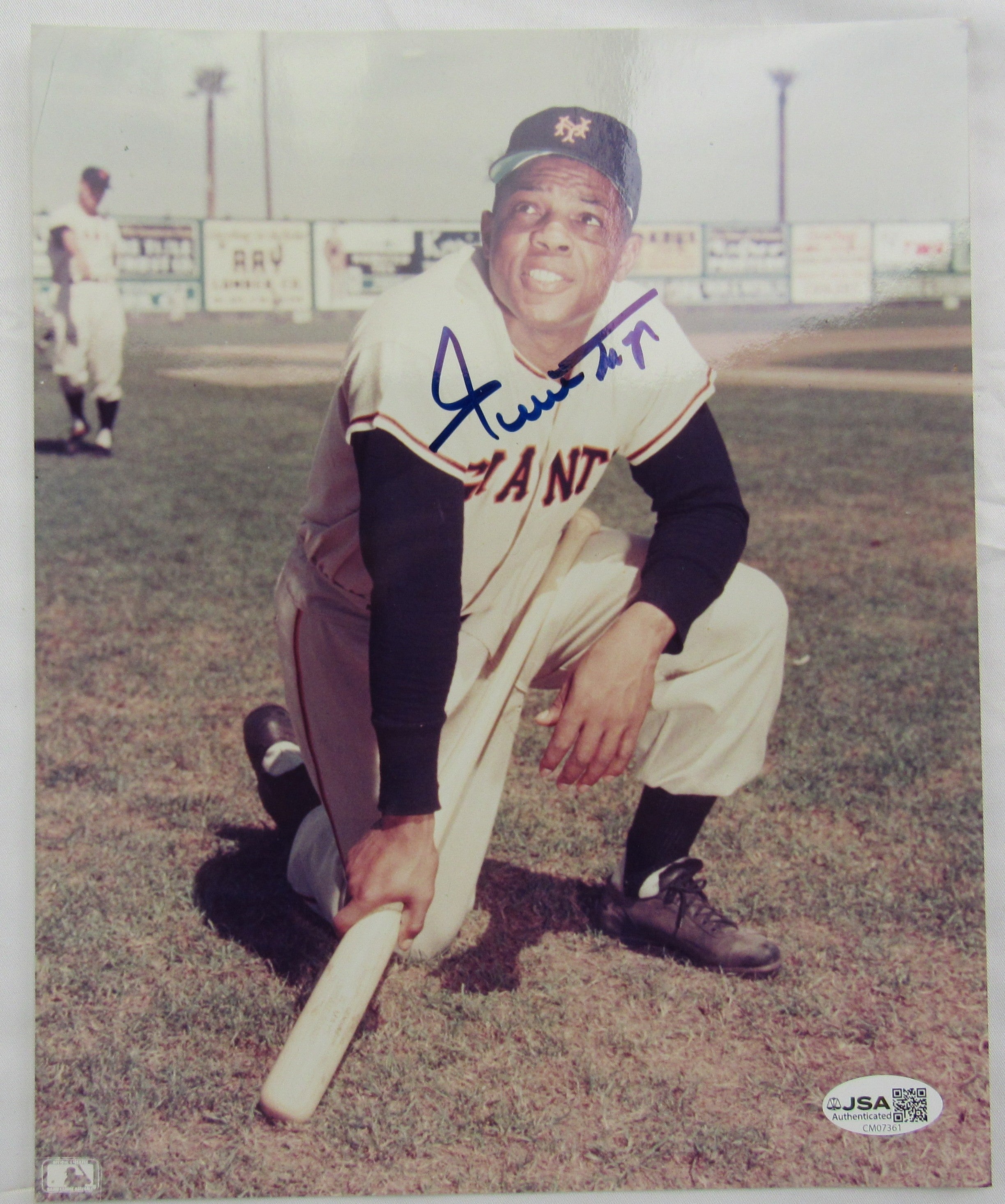 Willie Mays Signed Auto 8x10 Photo JSA CM07361 - Image 1